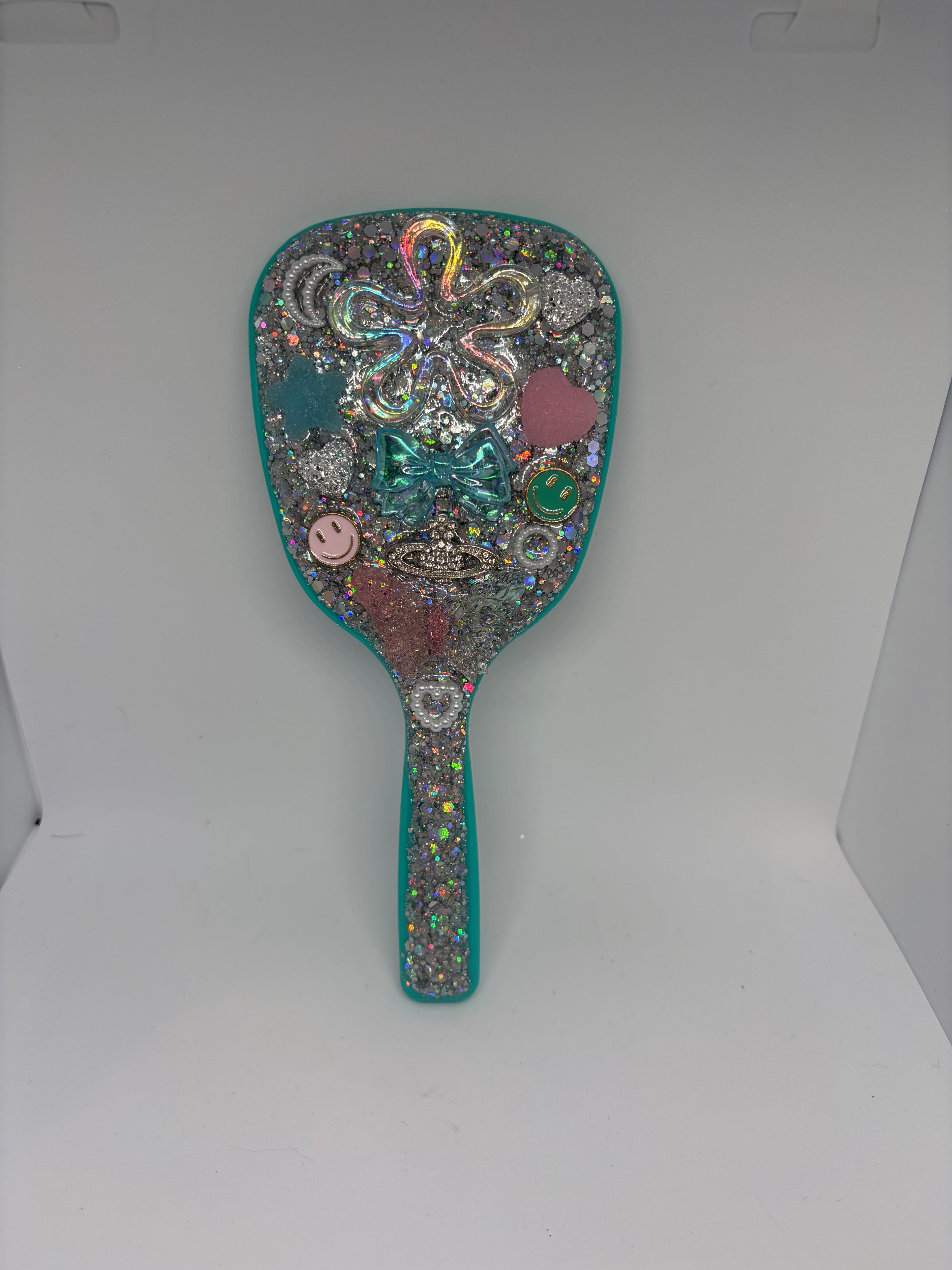 Handheld mirror