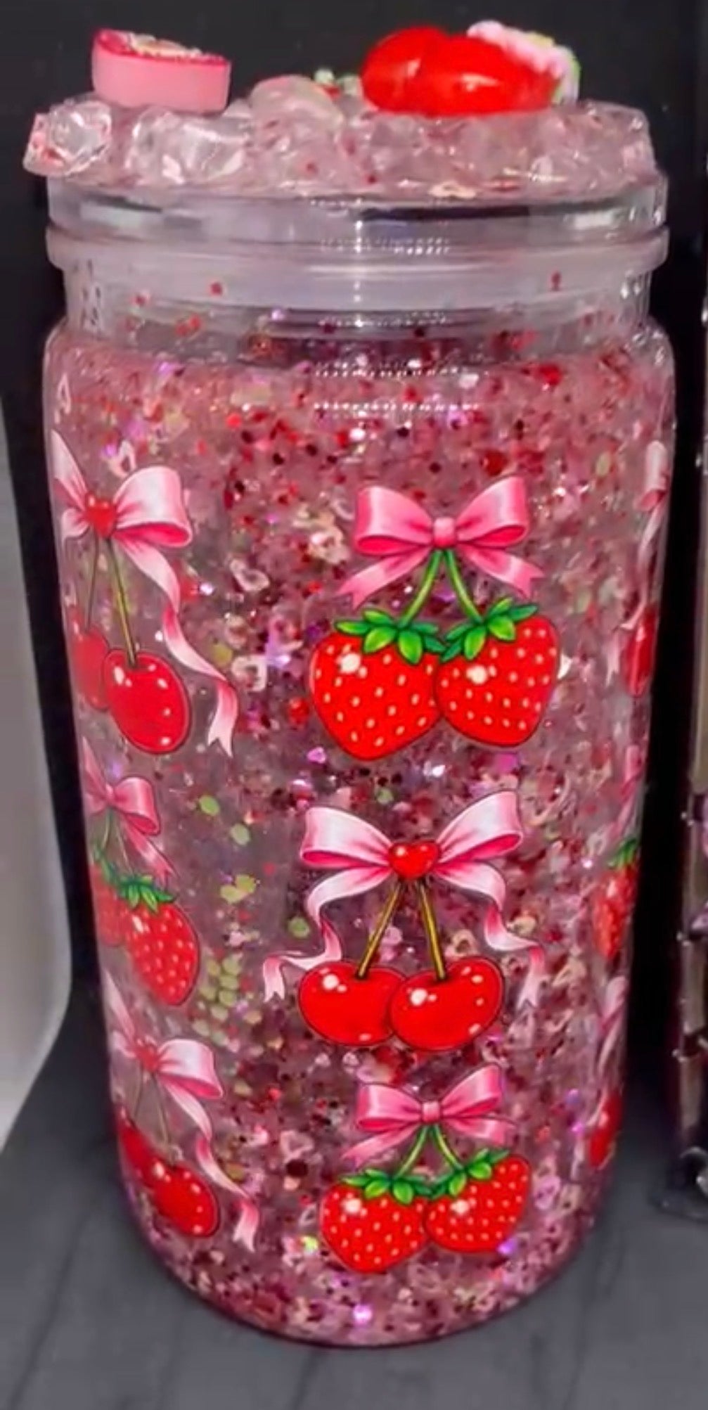 16oz snow globe tumbler